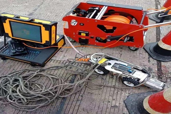 平武CCTV管道检测机器人